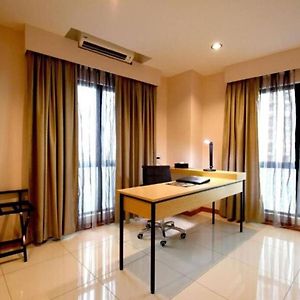 Executive Kamer met Twee Aparte Bedden